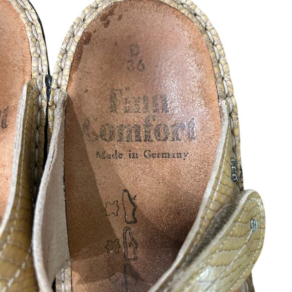 Finn Comfort Germany Beige Faux Snakeskin Leather Sandals / Size 6 US - - Picture 3 of 5